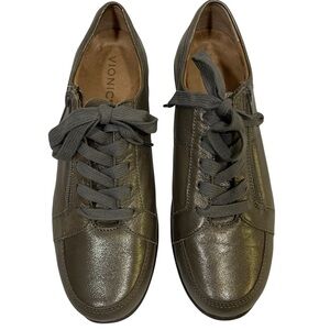 NWOT Vionic Magnolia Abigail Walking Shoes Women's Size 8.5